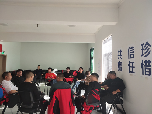 ͨ�ķ��r(n��ng)�ƠI�N�F(tu��n)���չӖ(x��n)��